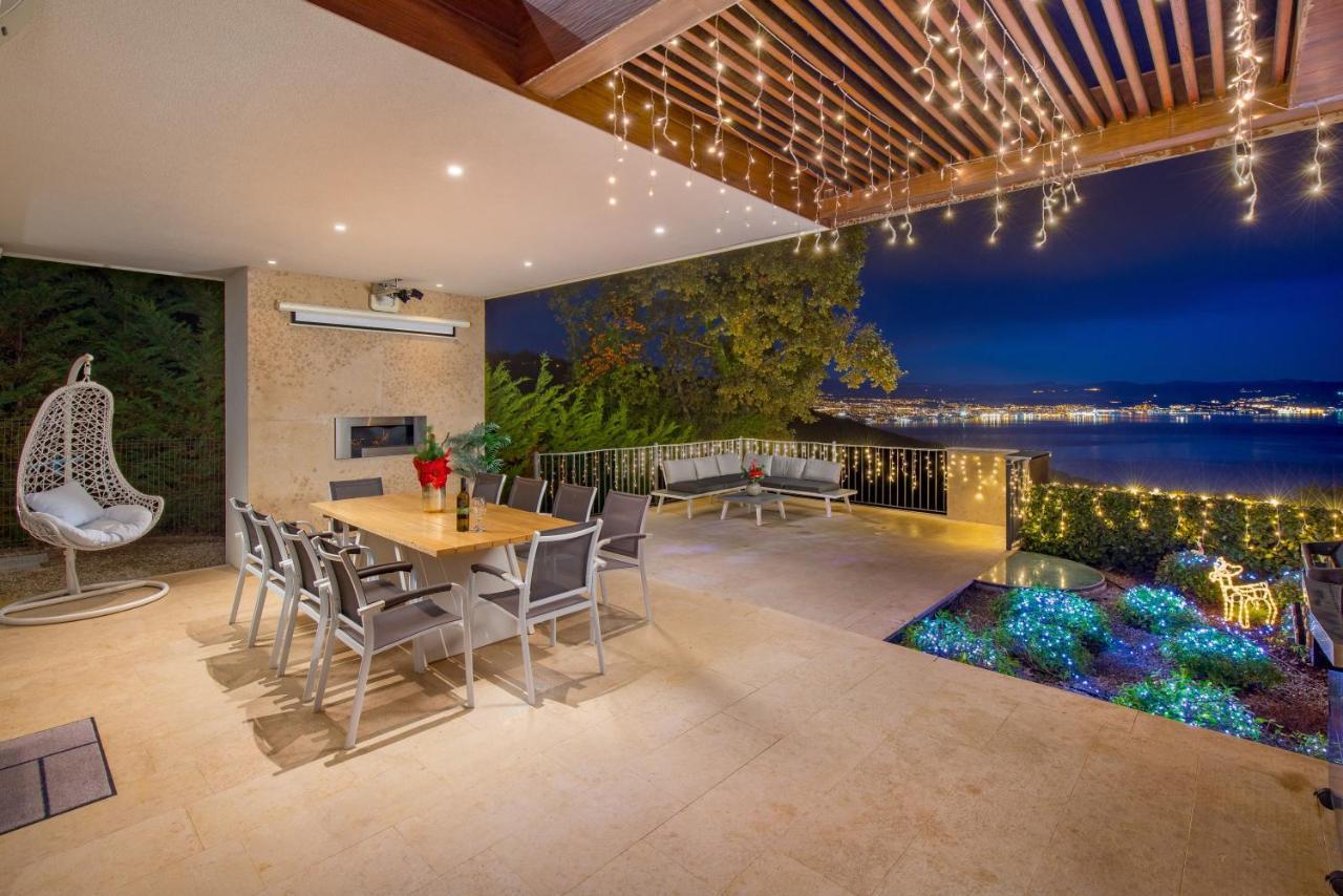 Villa Altavista - Seaview & Relax With Heated Pool & Minigolf Opatija Exterior foto