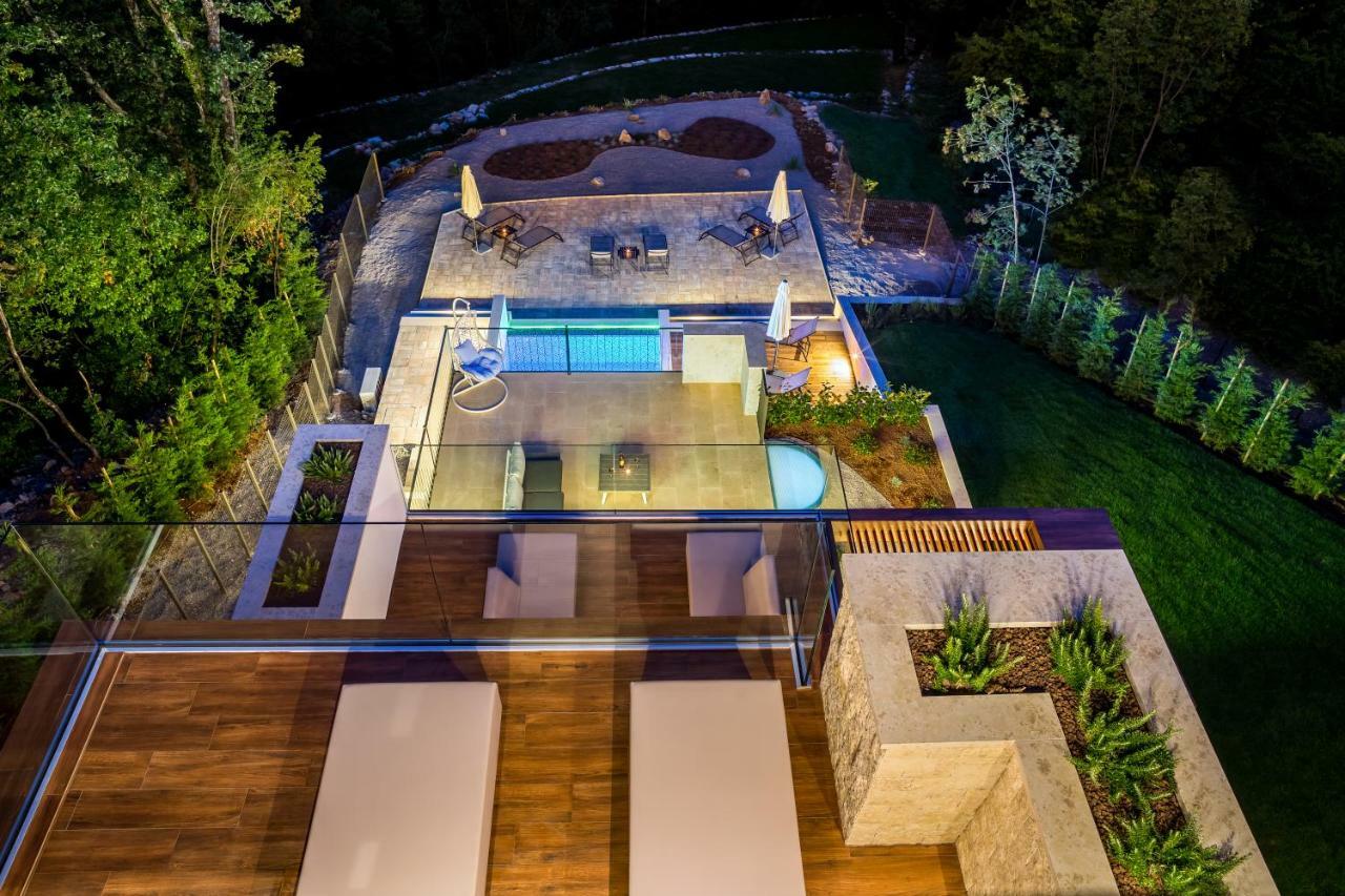 Villa Altavista - Seaview & Relax With Heated Pool & Minigolf Opatija Exterior foto